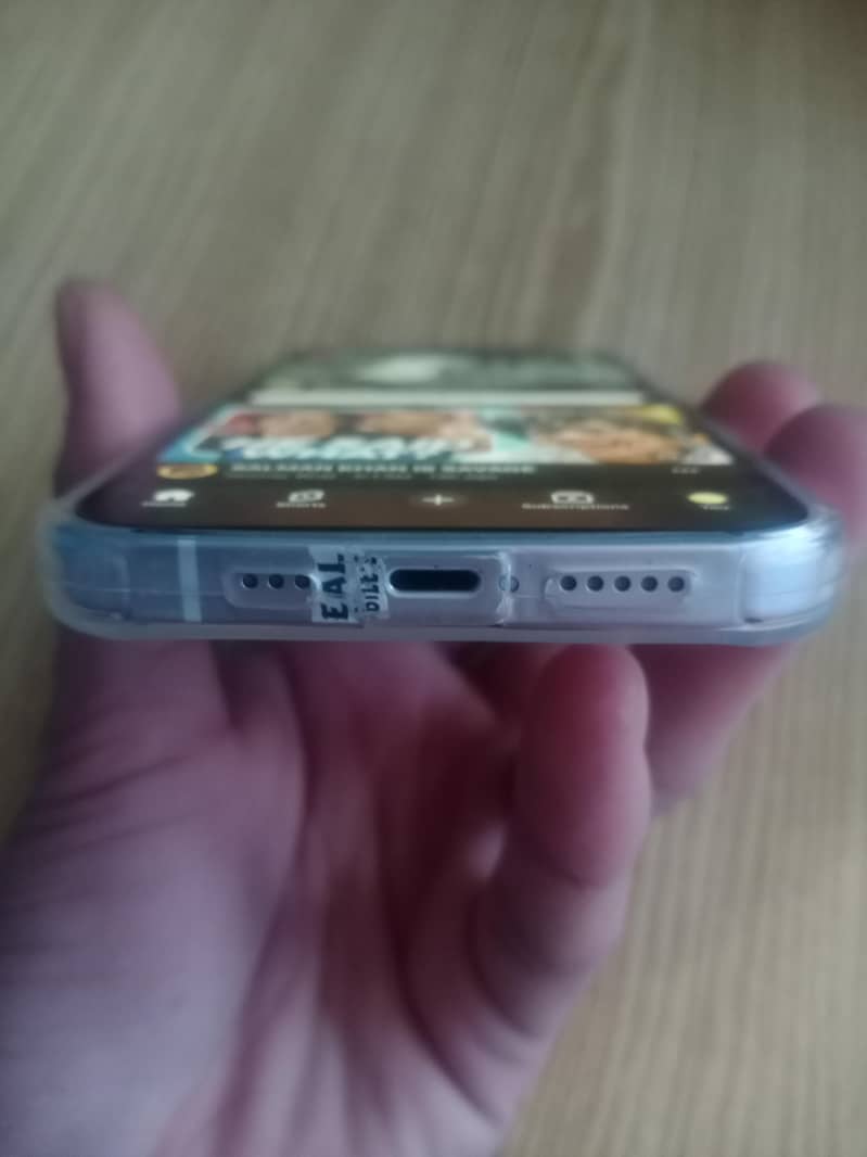 Apple iPhone 12 2