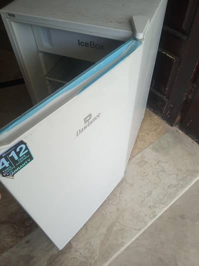 mini fridge for sale 03025090192