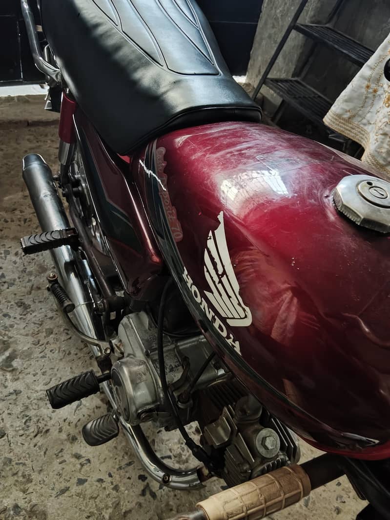 Honda CD 70 Model 2012 3
