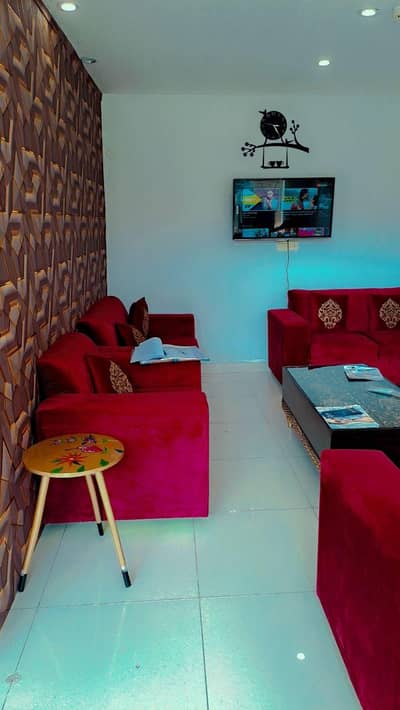 Sofa Set available 6 seater