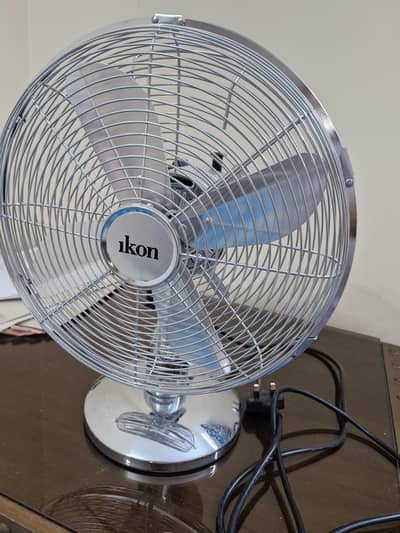 Table and portable FAN