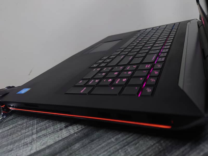 Alienware Gaming Laptop 5