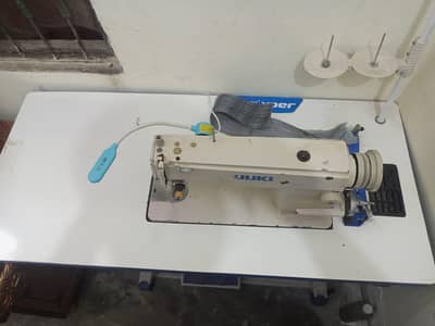 Juki 8700 with new table stand and servo motor