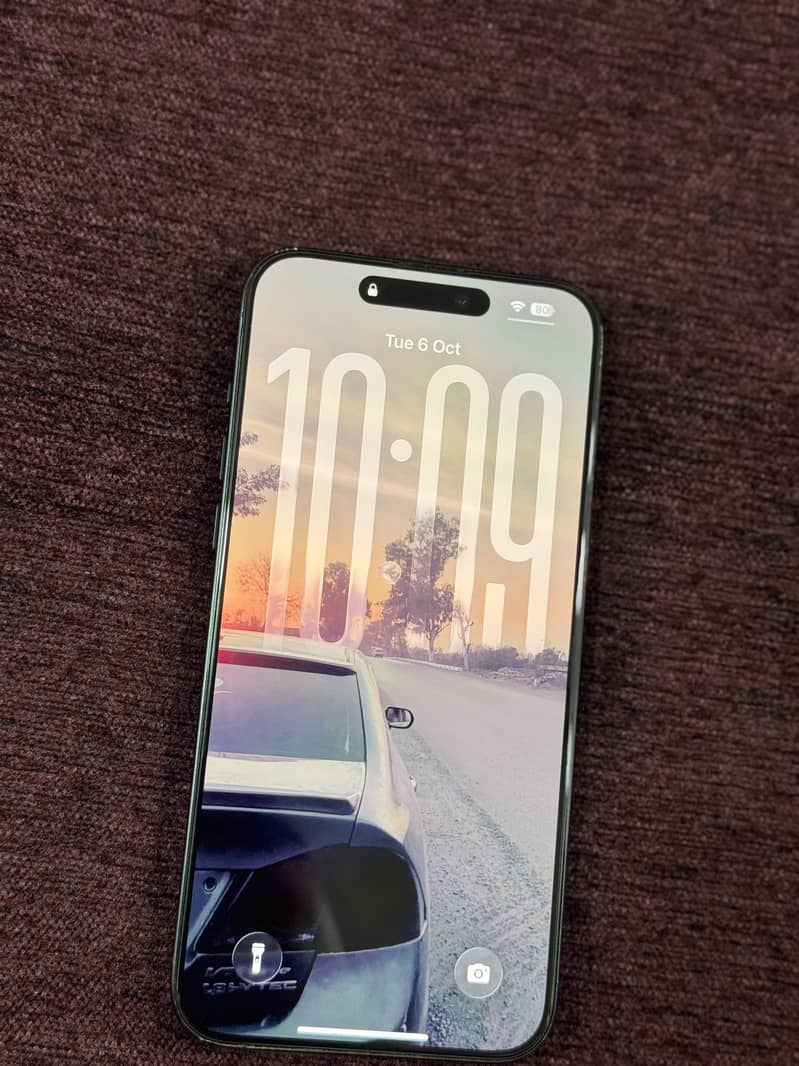 Apple iPhone 15 Pro Max 0