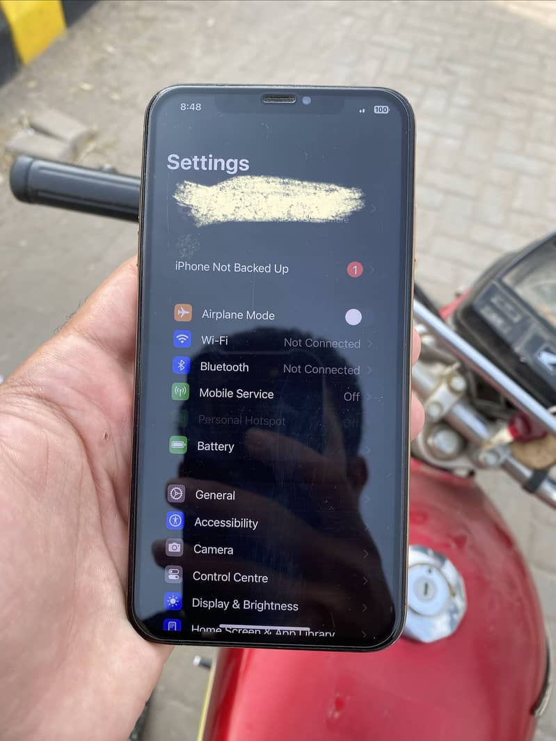 Apple iPhone XS Max 1
