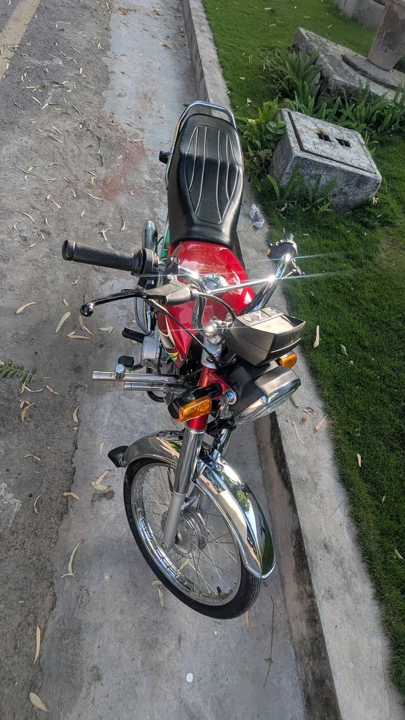 Honda CD70 5
