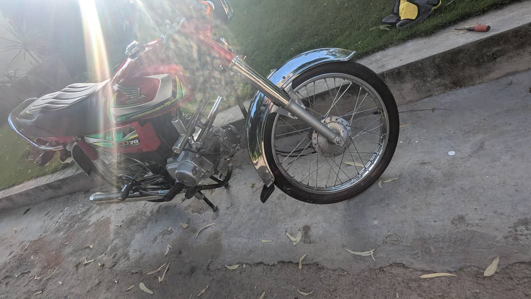 Honda CD70 8