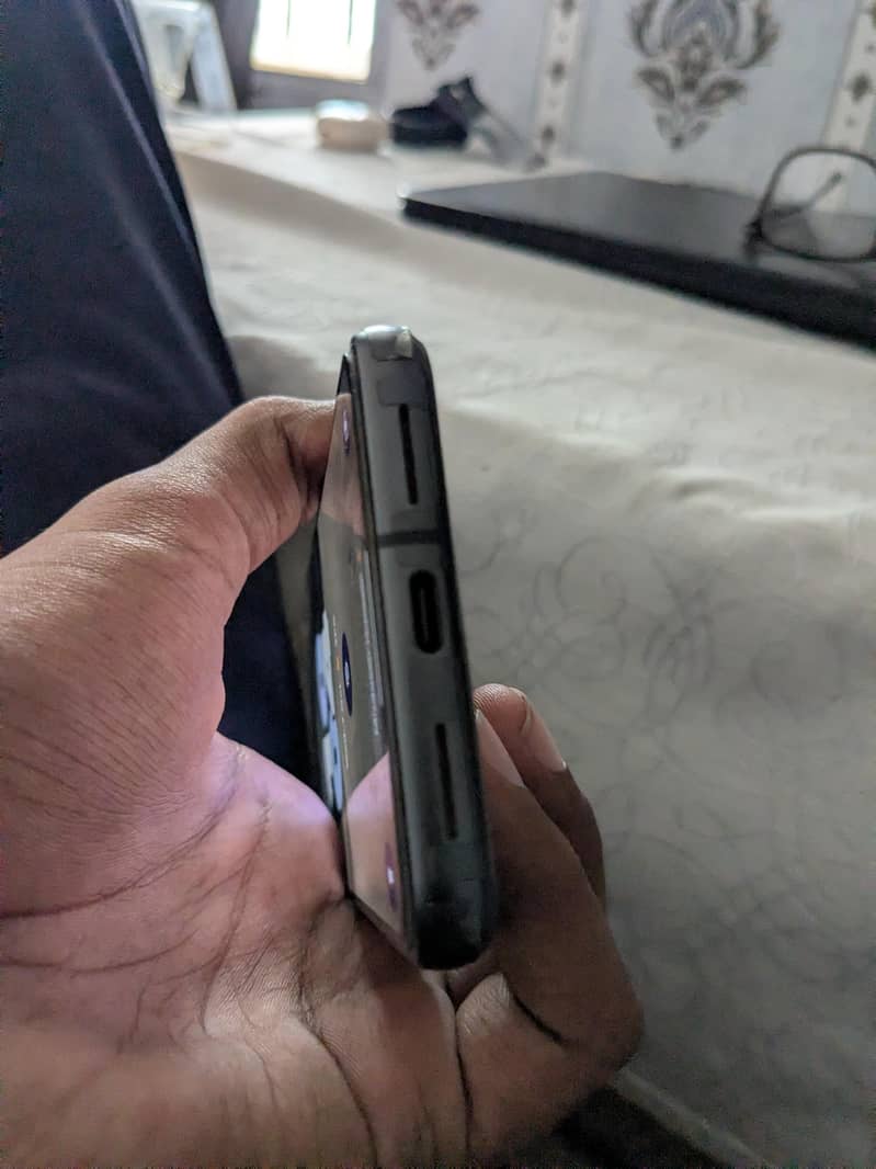 Google Pixel 8 2