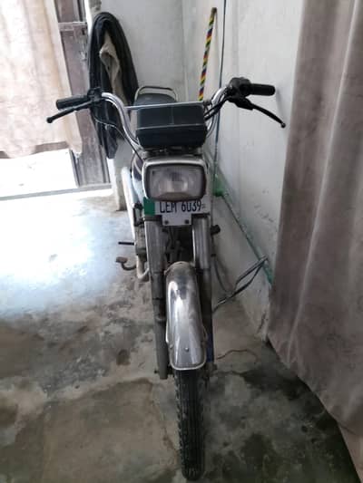 Honda cg 125 2010 lahore number LEM 10.6039 FILE ORIGINAL