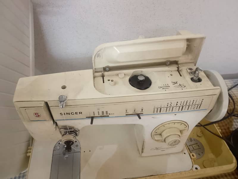 Sewing machine 4