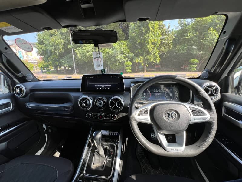 BAIC BJ40 Plus 2022 2
