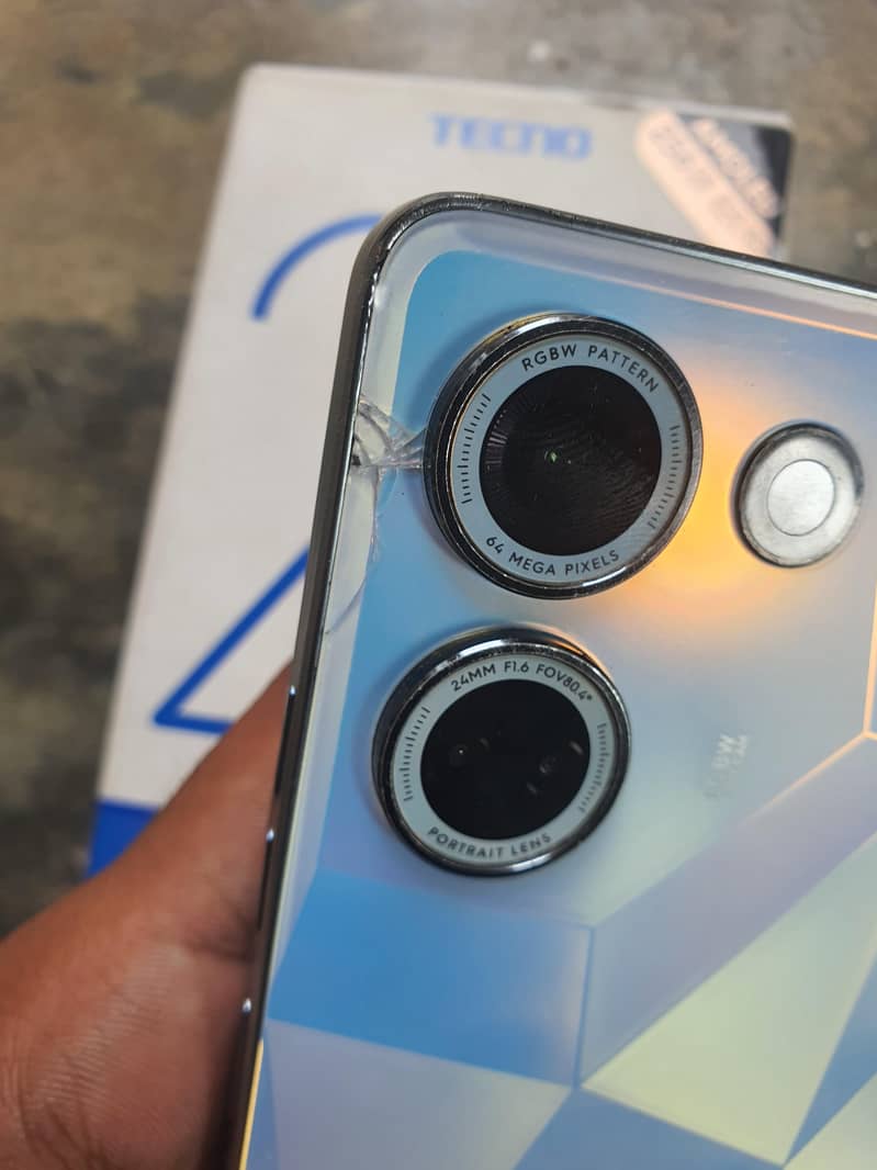 Tecno CAMON 20 7