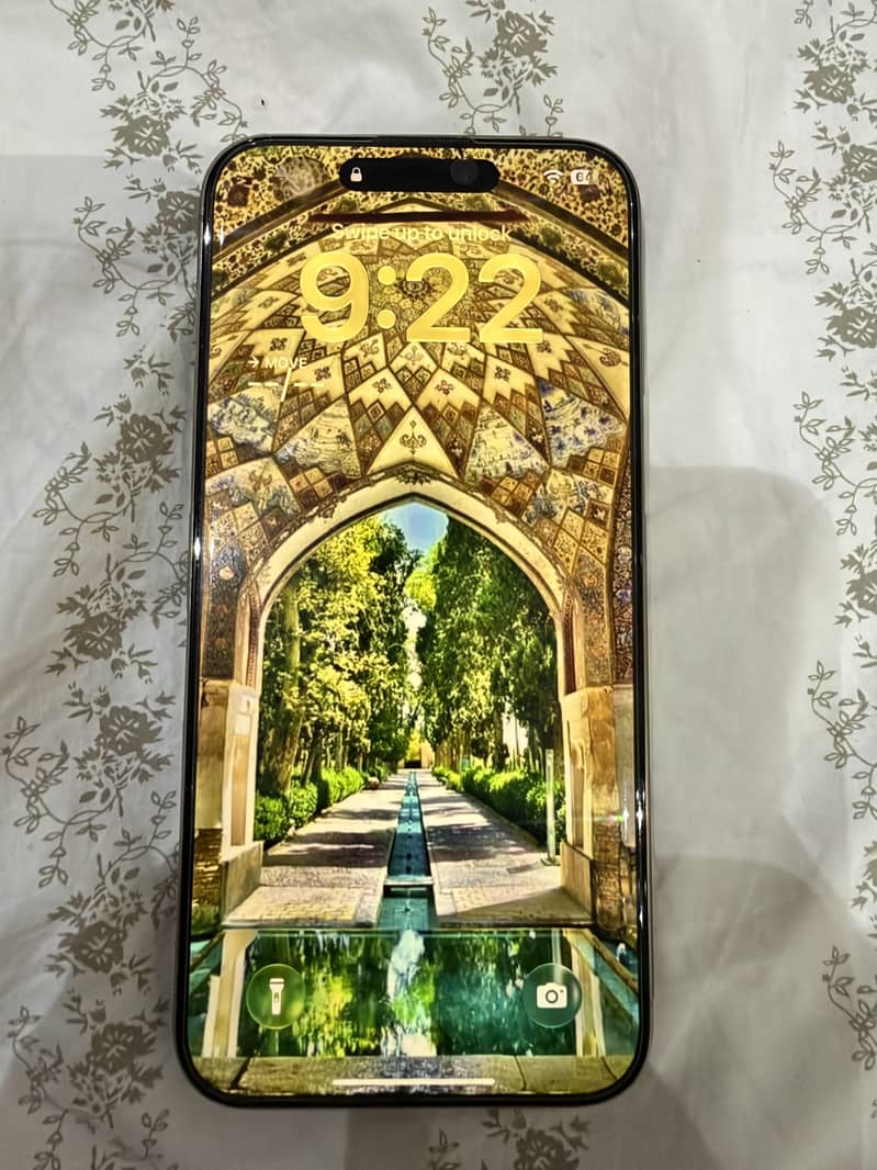 Apple iPhone 15 Pro Max 8