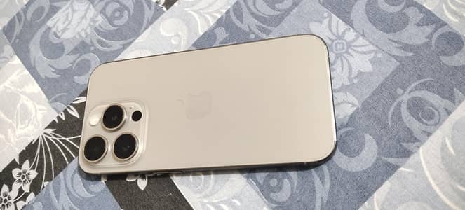 Apple iPhone 15 Pro