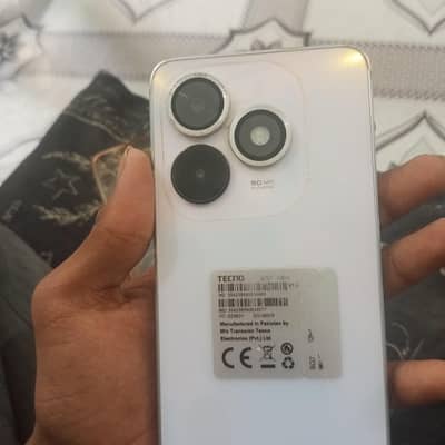 Tecno spark 20c