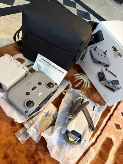 Dji mini 3 (New) (10/10++++) (Fly more combo) (Brand new drone)