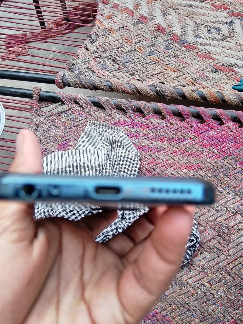 Tecno Spark 10C 4