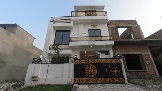5 Marla ( 25*50 In Executive Block ) Prime Location. Brand New House For Sale in Executive Block, Faisal Hills