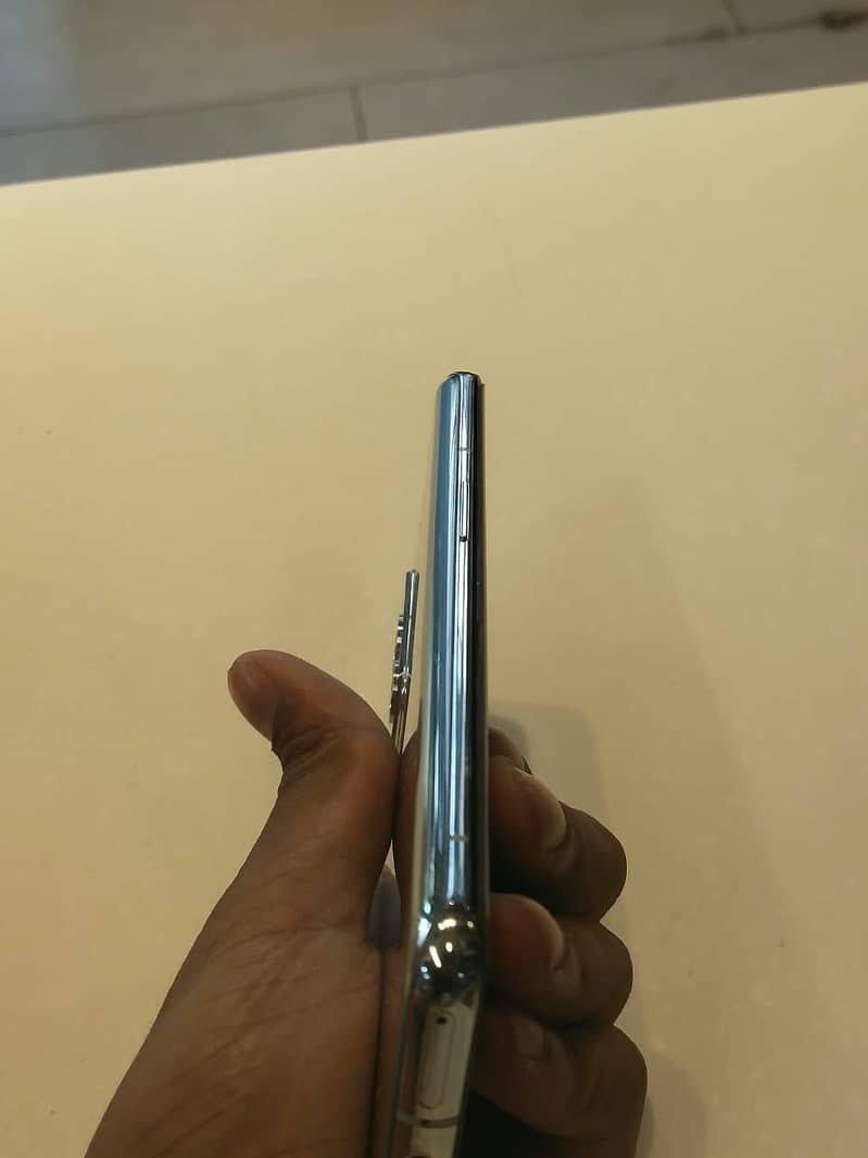 One Plus 9 Pro 4