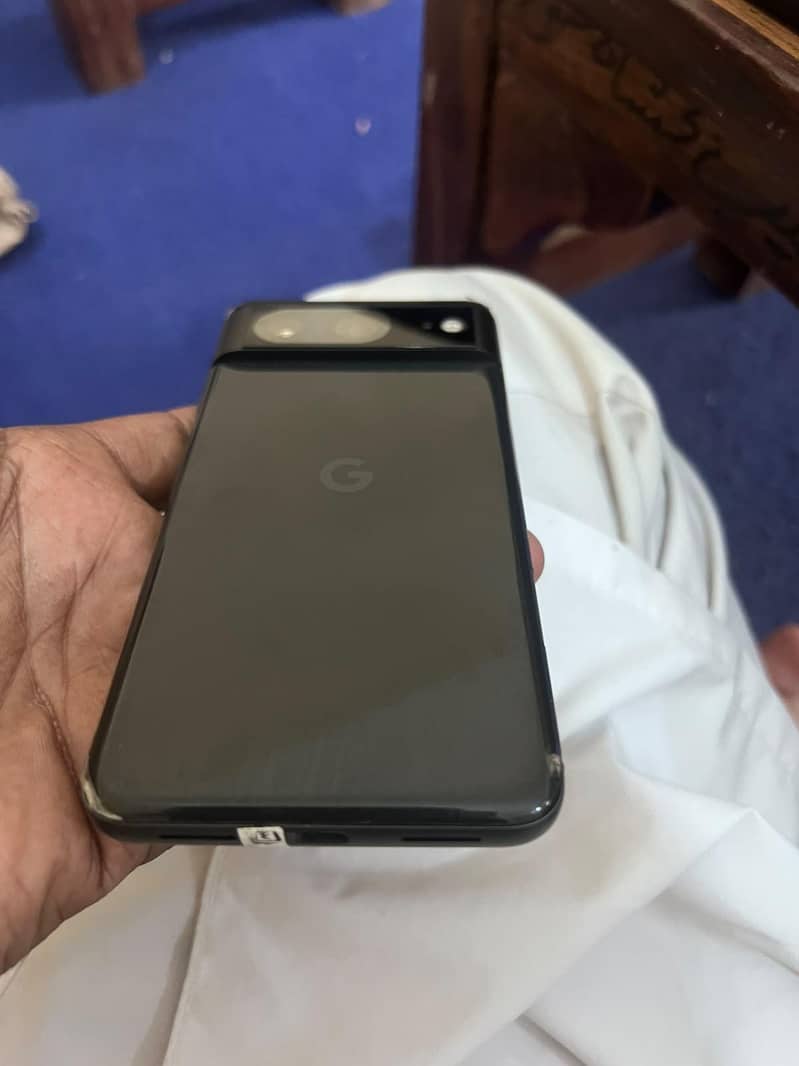 Google Pixel 8 3