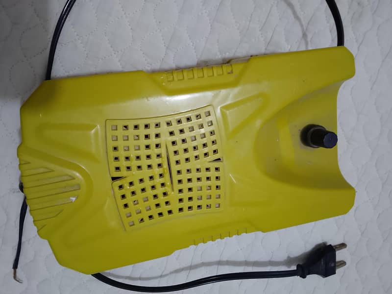 12 volt supply 0