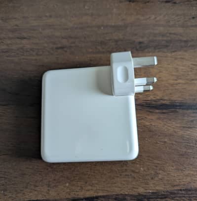 96W USB-C Laptop Charger – Compatible with MacBook Pro