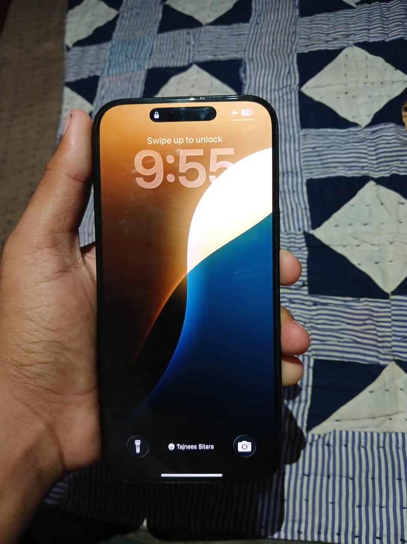 Apple iPhone 16 Pro Max 2
