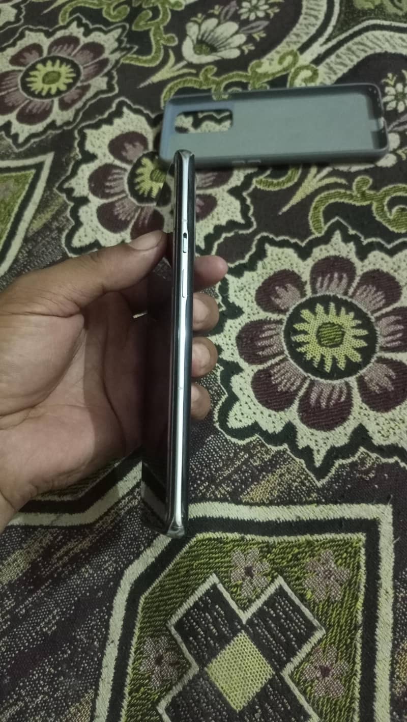 One Plus 9 Pro 5