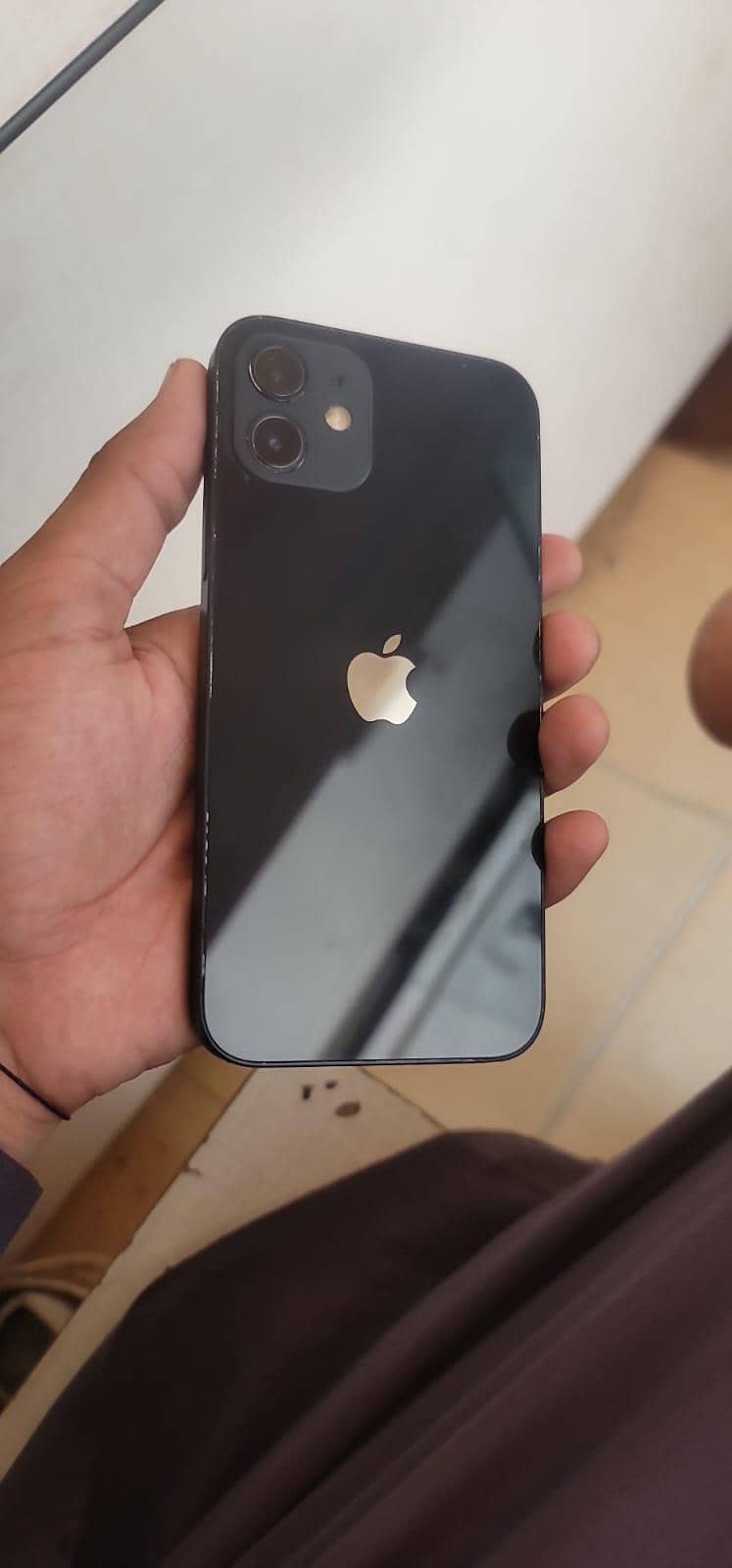 Apple iPhone 12 1