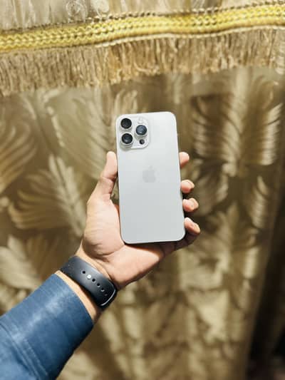 Apple iPhone 15 Pro Max