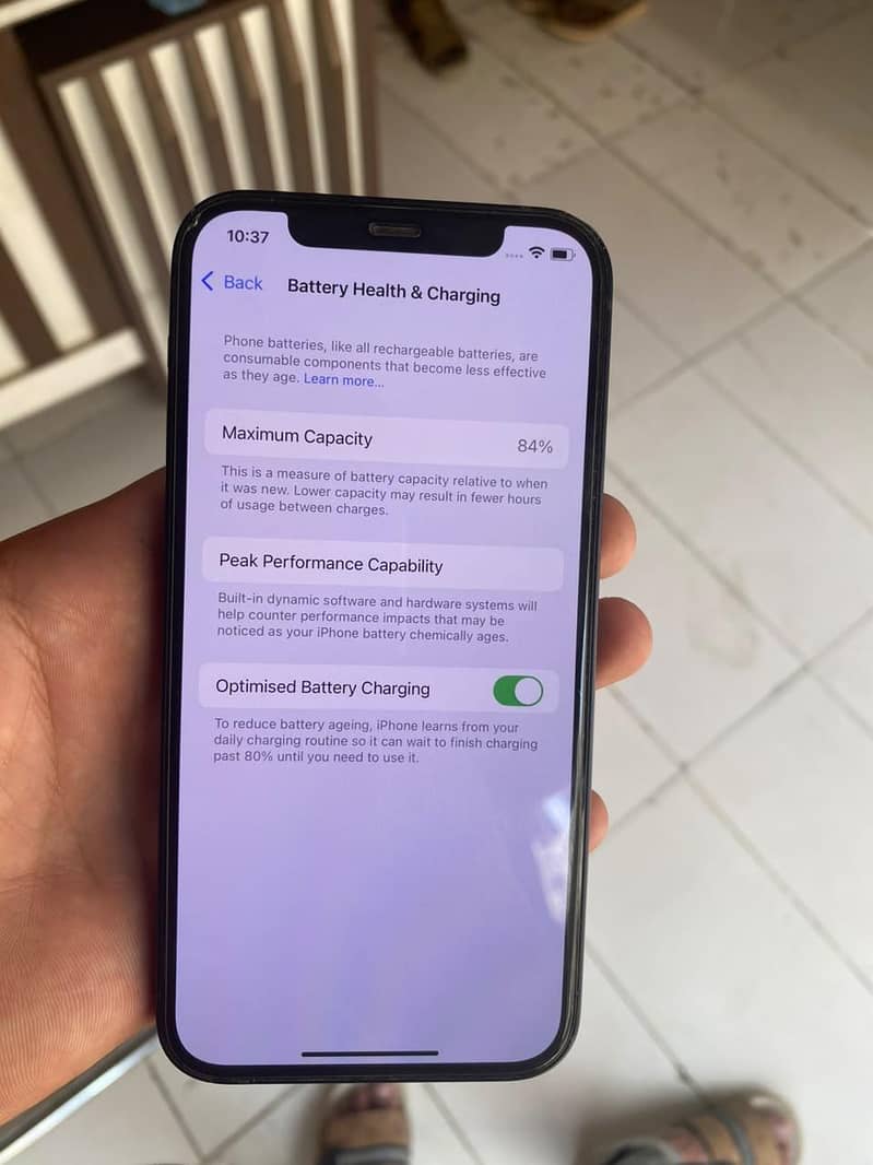 Apple iPhone 12 JV 1