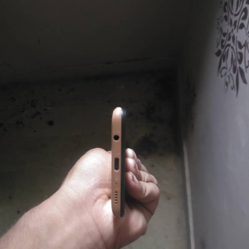 samsung A70 4