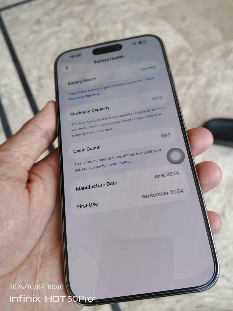 Apple iPhone 15 Pro Max 6