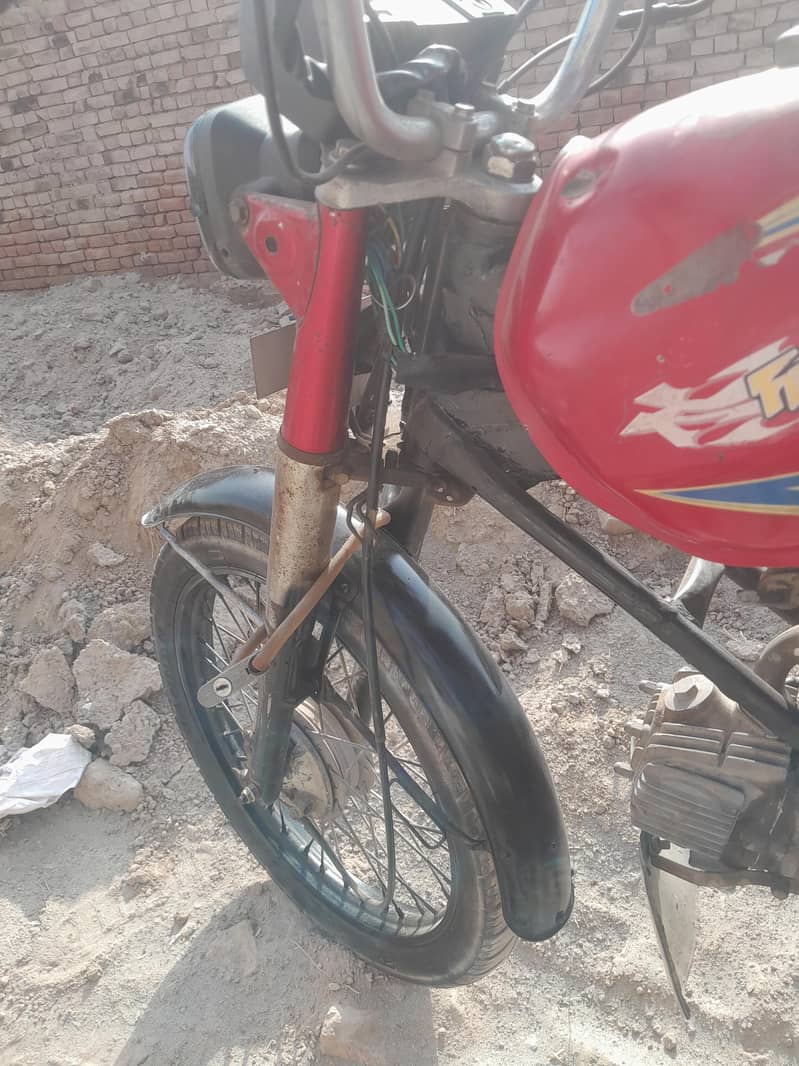 Loading riksha 4