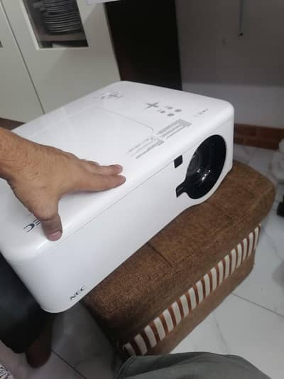 Nec professional projector