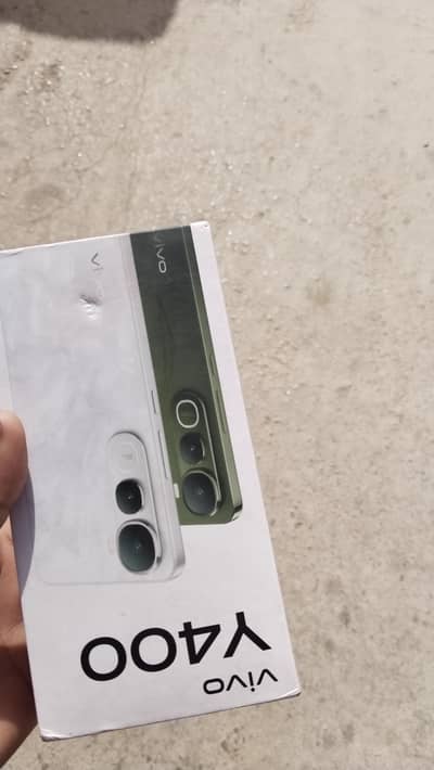 Vivo Y400