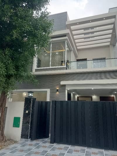 7 Marla House For Grabs In Bahria Orchard