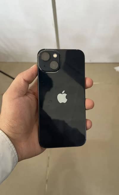 Apple iPhone 13
