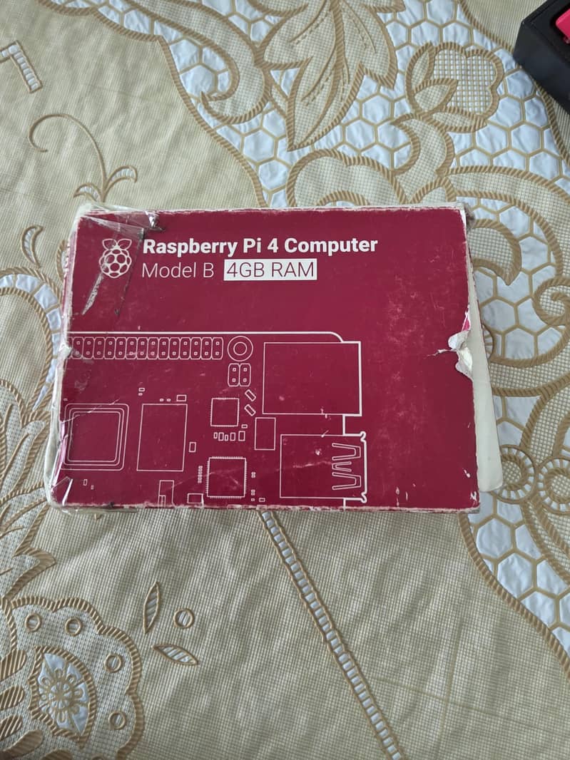 Raspberry pi 4B (4 GB) 0