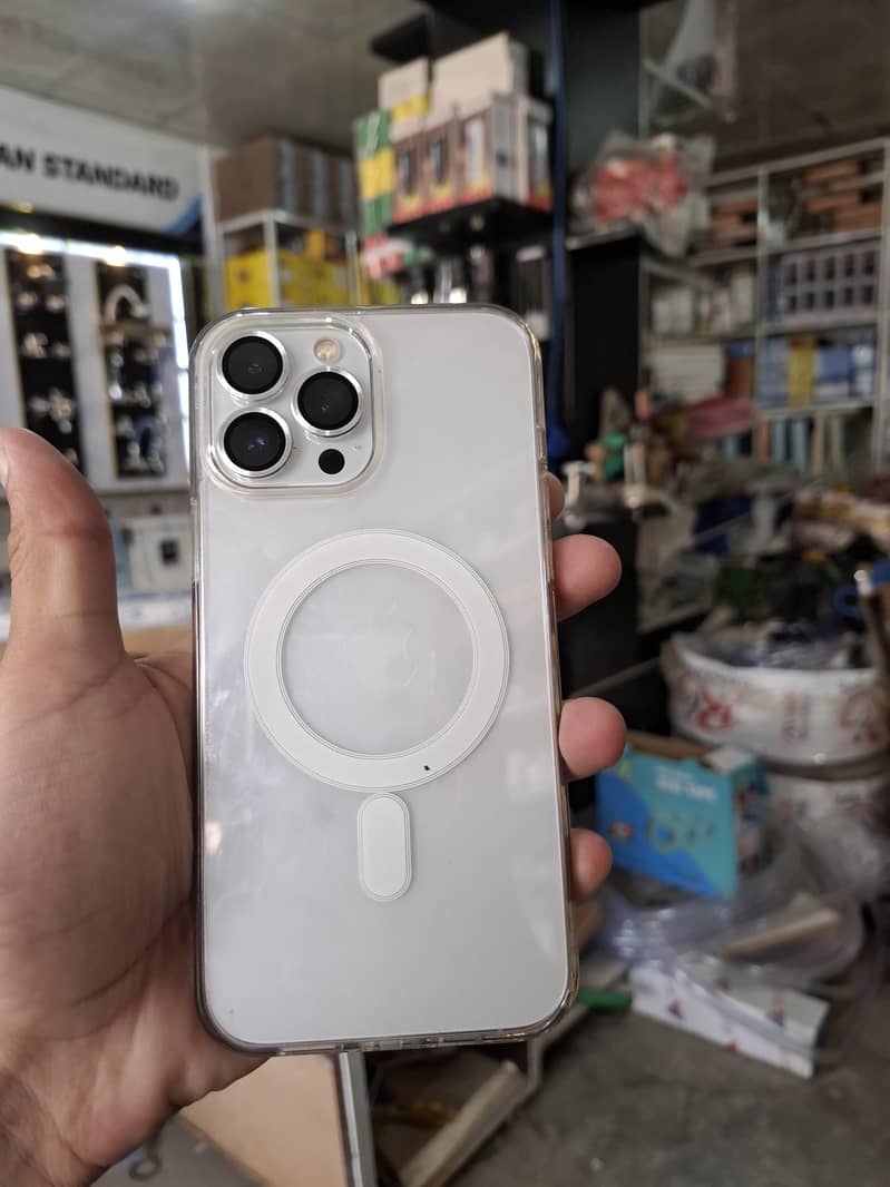 Apple iPhone 13 Pro Max 1