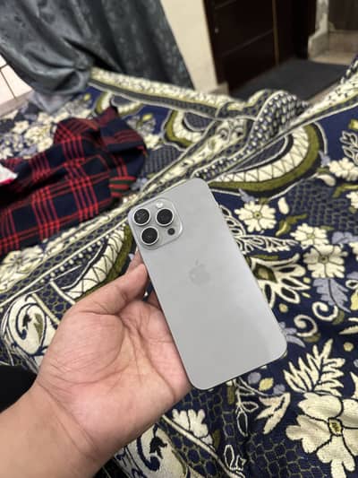 Apple iPhone 15 Pro Max