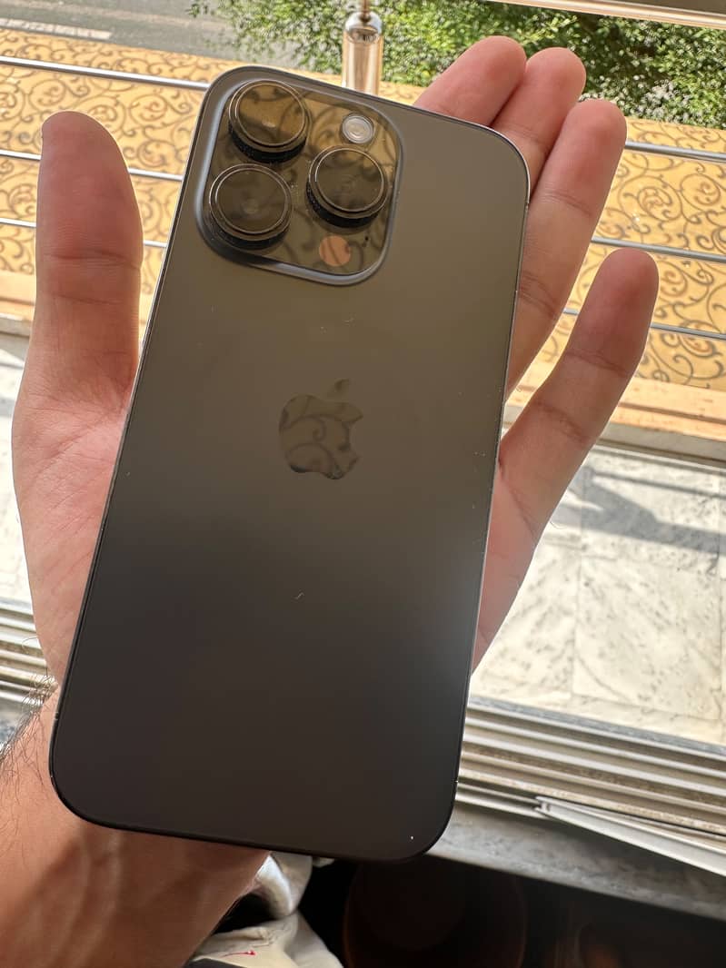 Apple iPhone 14 Pro 3
