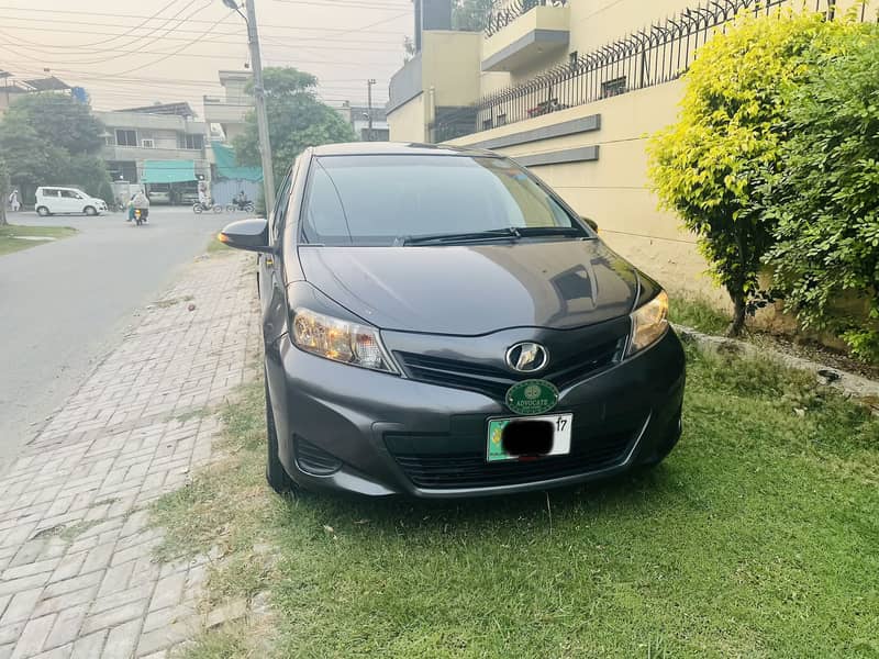 Toyota Vitz 2013 6