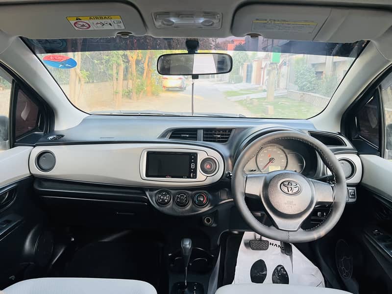 Toyota Vitz 2013 7