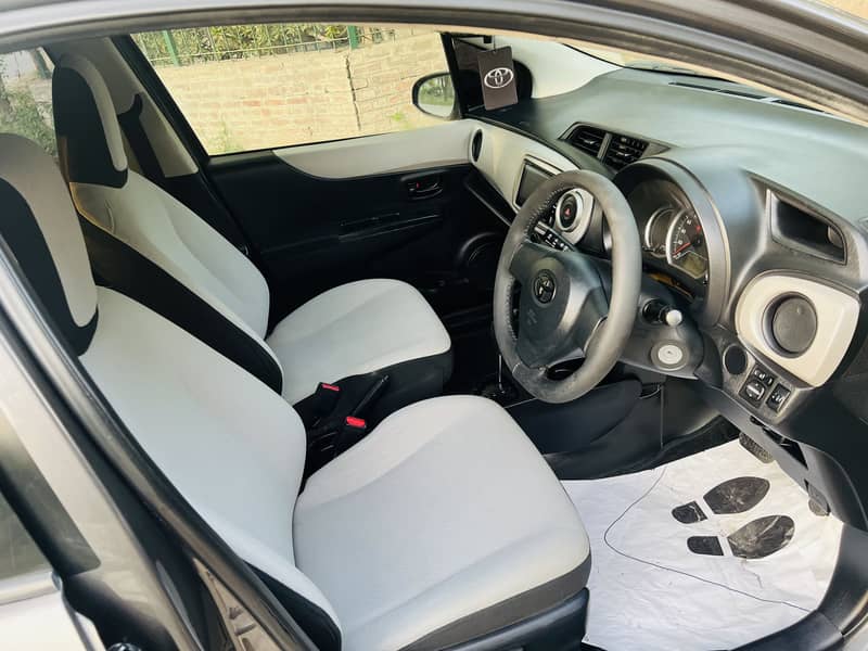 Toyota Vitz 2013 8