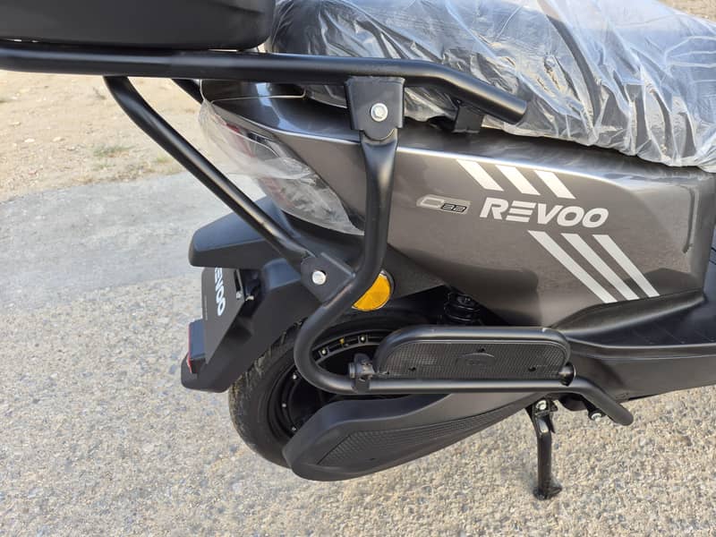 REVOO C32 7