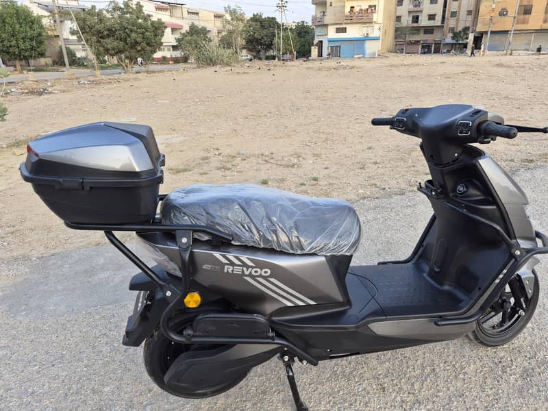 REVOO C32 8