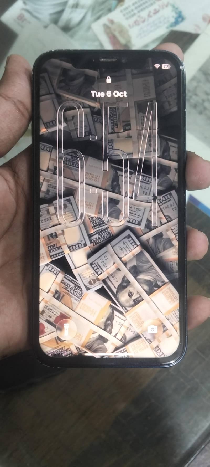 Apple iPhone 12 1