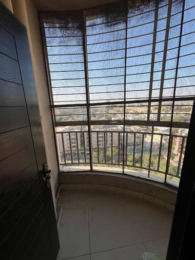 KINGS TOWER FLAT AVAILABLE FOR SALE
