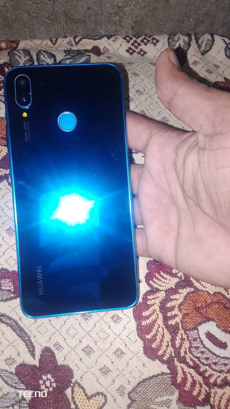 Huawei Nova 3i 0